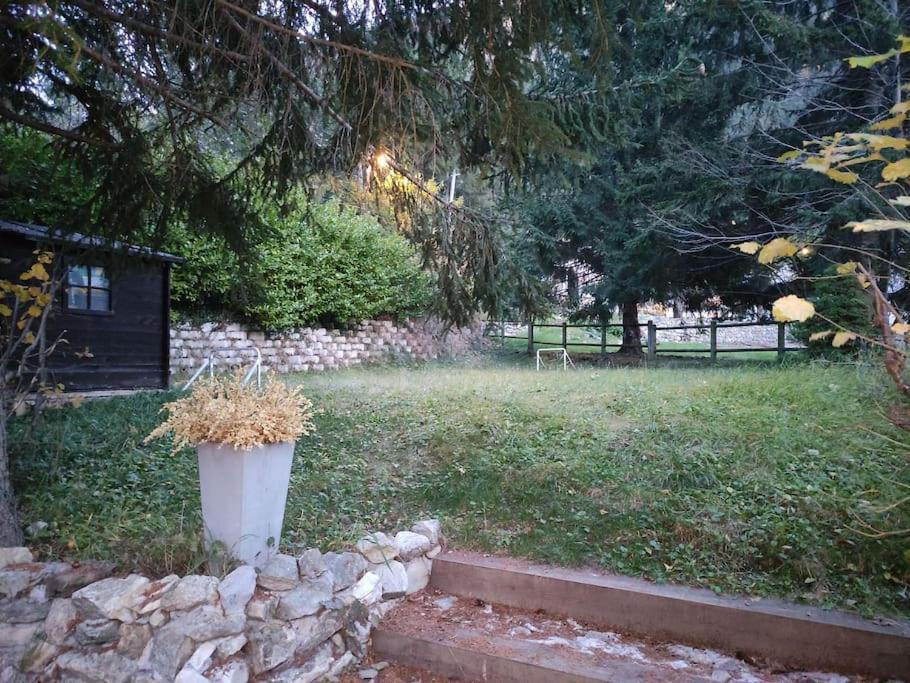 Chalet Accueillant Et Familial Saint-Martin-Vésubie Exteriör bild